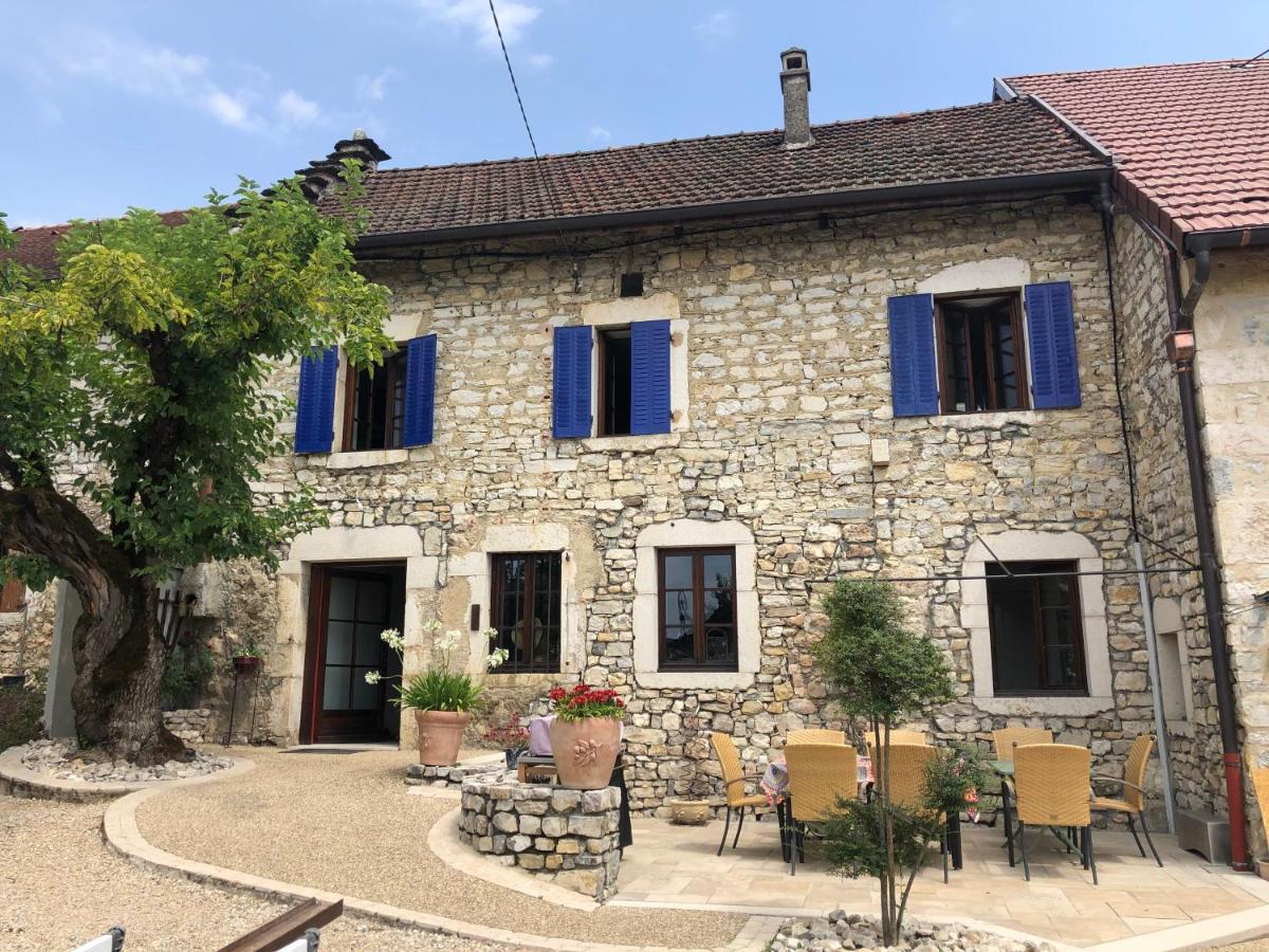 Le Clos Bo-M Marignieu Bagian luar foto