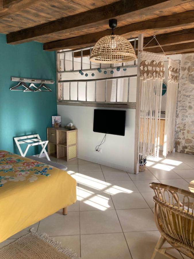 Le Clos Bo-M Marignieu Bagian luar foto