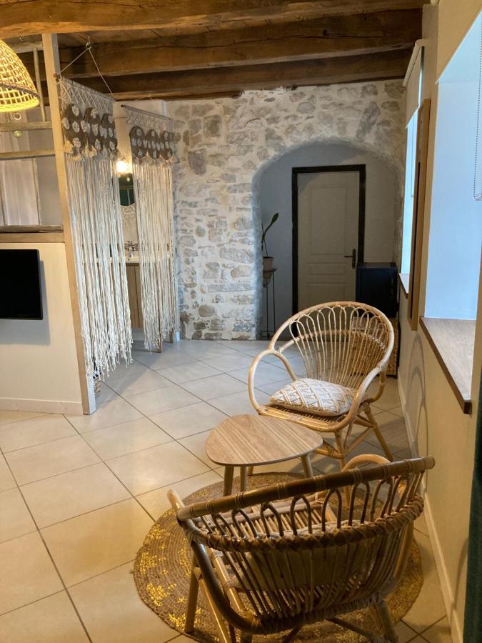 Le Clos Bo-M Marignieu Bagian luar foto