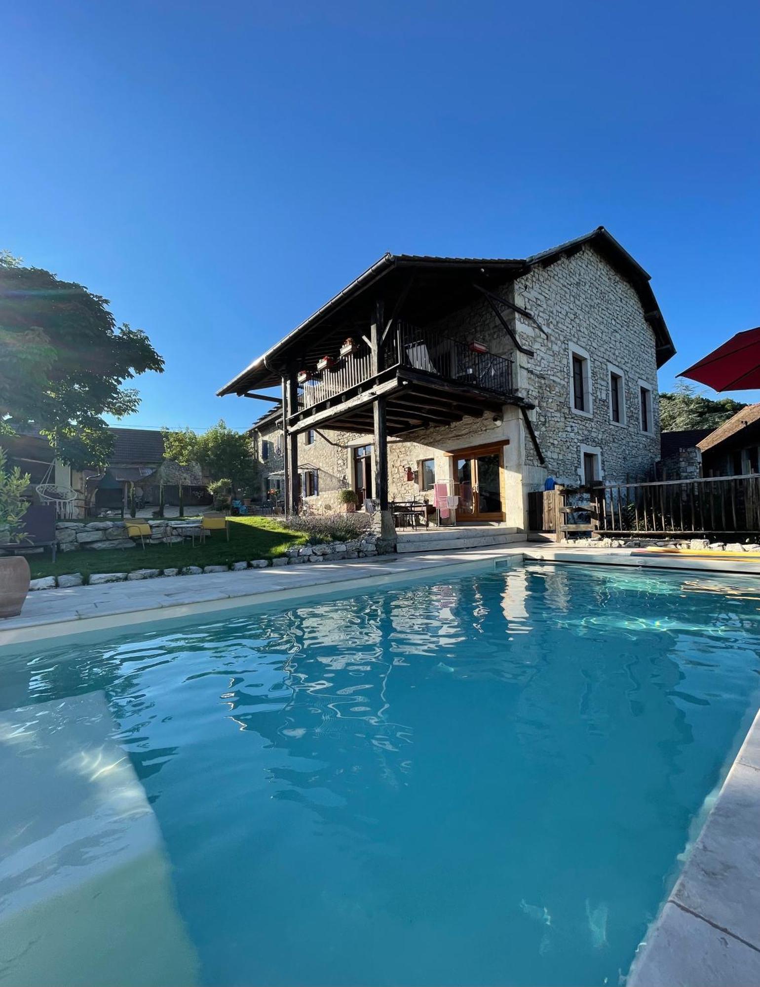 Le Clos Bo-M Marignieu Bagian luar foto